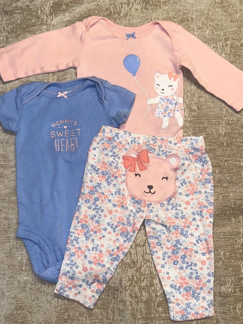 Pink Floral Bear Girls Carter’s Outfit Set size 3M vintage retired set